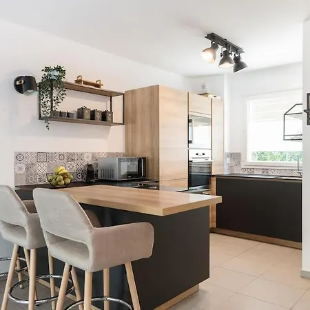 Ferienhaus Eden - Maison De Au Coeur De Menton, A 7 Minutes Menton